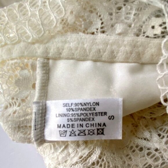 Lace V Plunge Bralette Womens Size S Cream Sheer Floral Design Bra NWOT - Picture 5 of 5